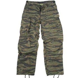 Camouflage Pants Clipart #1 - Cargo Pant Clipart