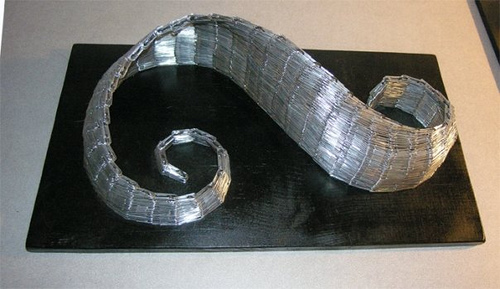 paper-clip-sculpture